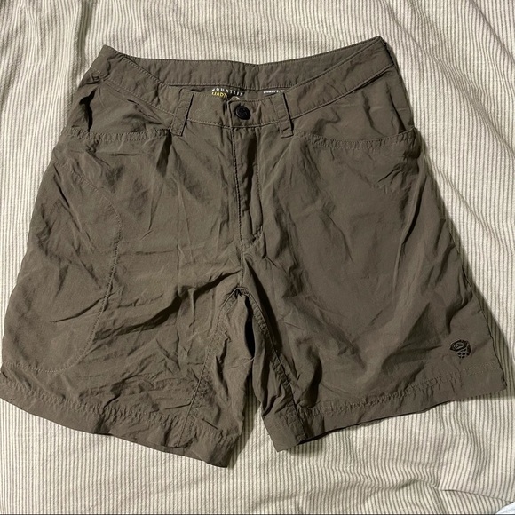 Mountain Hardwear Pants - Mountain Hardwear Outdoor Adventure Nylon Shorts 2